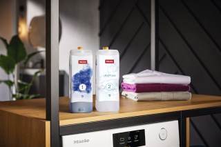 wa up1 up2 1402 l 20000209608